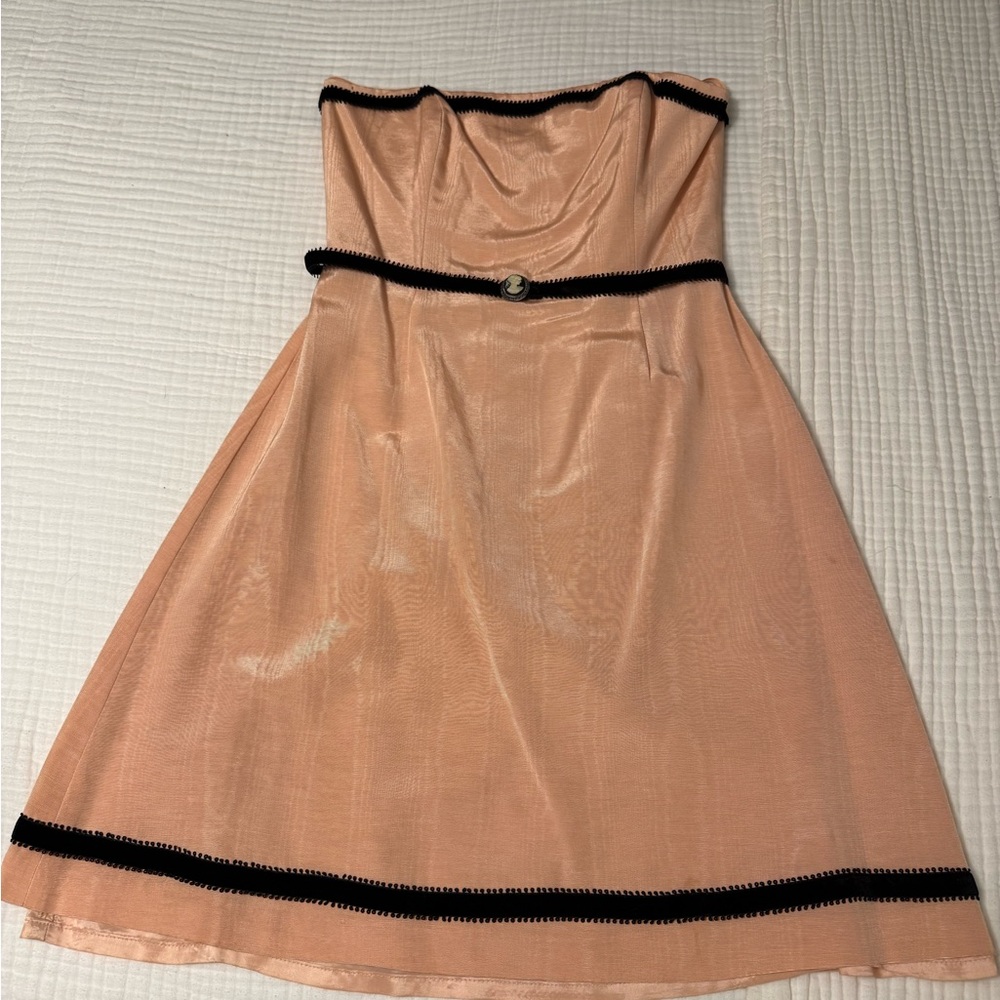 Vintage Style Strapless Salmon Dress with Black Trim